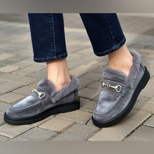 Doucal’s moccasins, 38, new